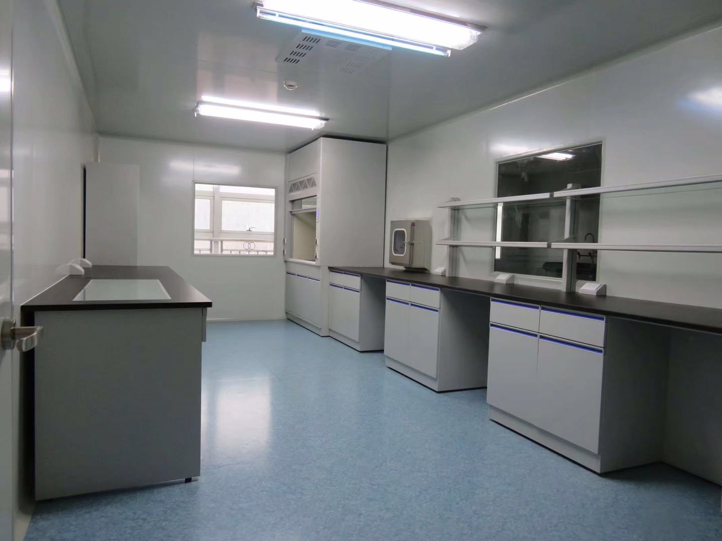 實(shí)驗(yàn)臺(tái)插座該怎么設(shè)置合理