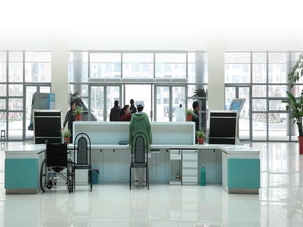 怎樣設(shè)計(jì)醫(yī)用家具以滿足醫(yī)護(hù)人員的工作需求？