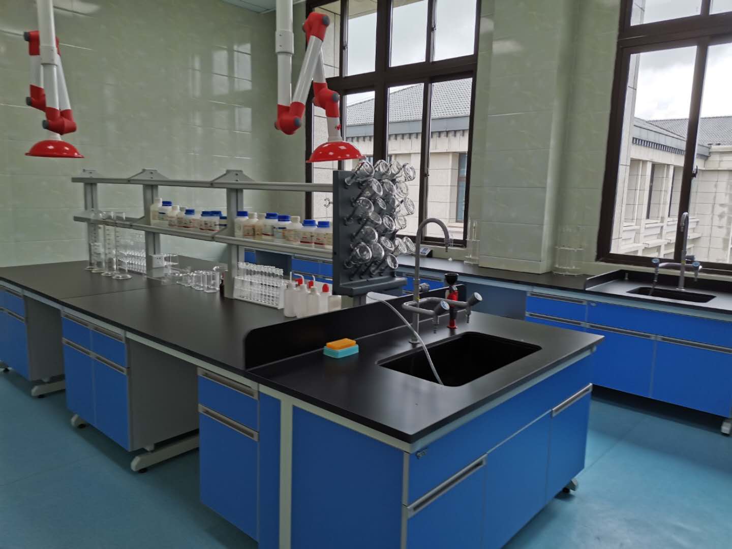 1585618337116108.jpg 1585618337116108.jpg